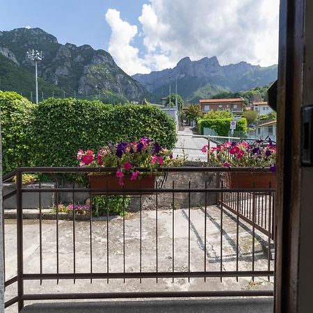 Mamma Ciccia Holiday Home - Mountains & Lake Мандельо дел Ларио Екстериор снимка