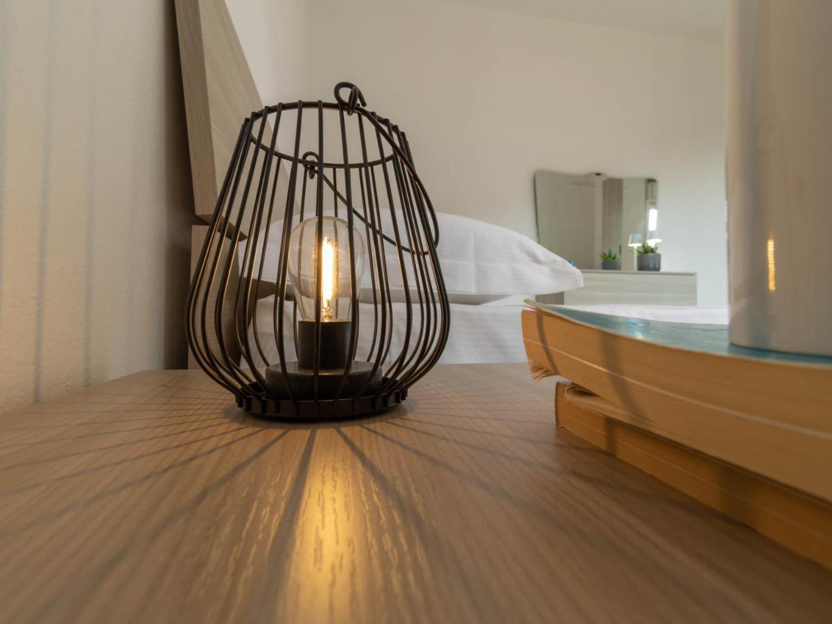 Mamma Ciccia Holiday Home - Mountains & Lake Мандельо дел Ларио Екстериор снимка